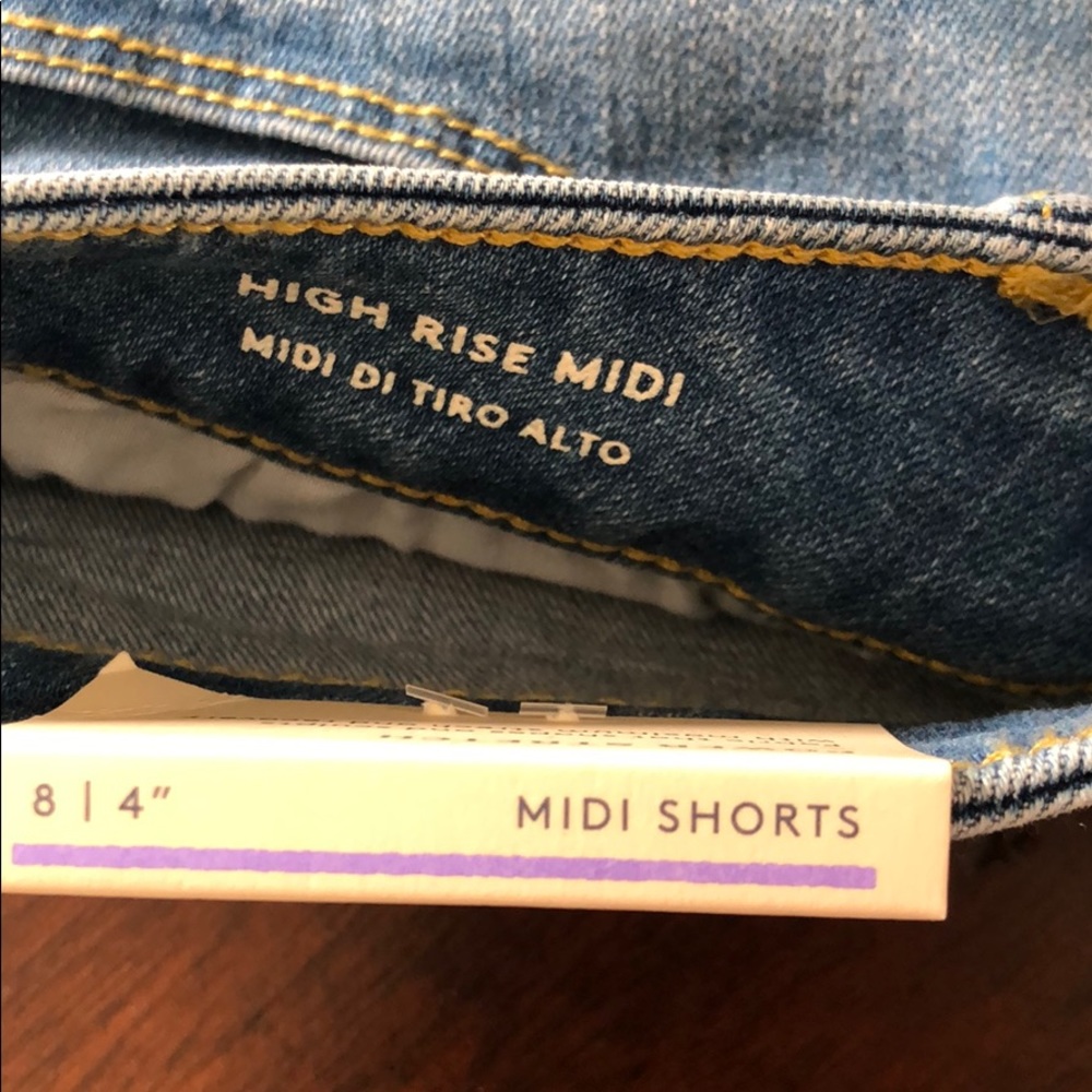 Universal Thread Denim High Rise Shorts - Picture 4 of 5